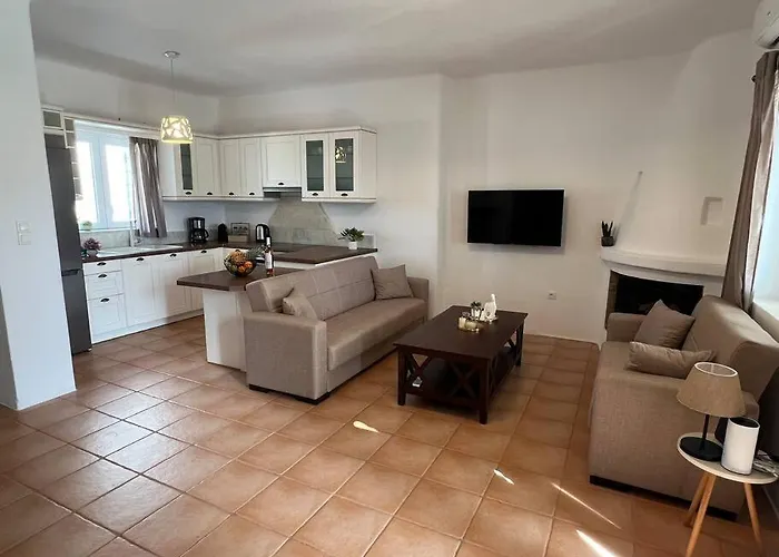 Krios Nyaraló Krotiri